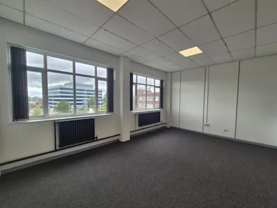 Europa Business Park, Cheadle, Industrial/Logistics / Office To Let - 20260619_132654.jpg