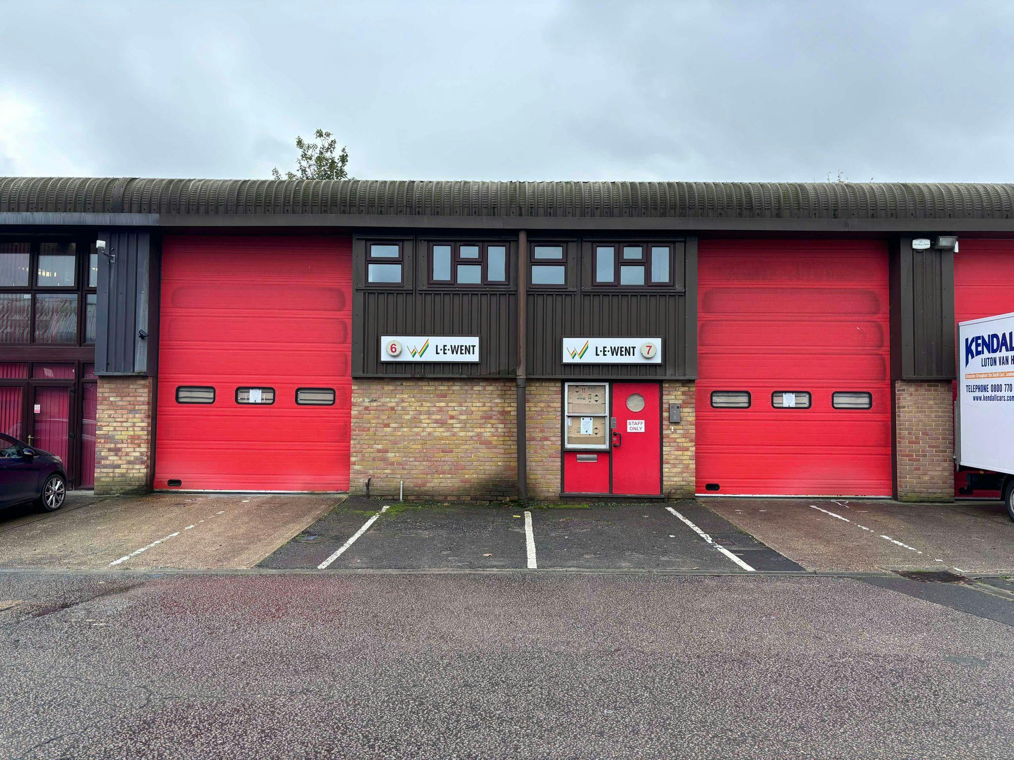 6 & 7 Riverside Park Industrial Estate, Farnham, Industrial / Warehouse For Sale - 462535388_8482921941798156_836439505063446545_n.jpg