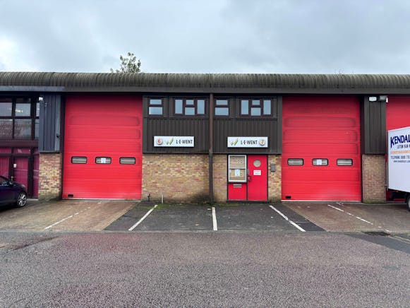 6 & 7 Riverside Park Industrial Estate, Farnham, Industrial / Warehouse For Sale - 462535388_8482921941798156_836439505063446545_n.jpg