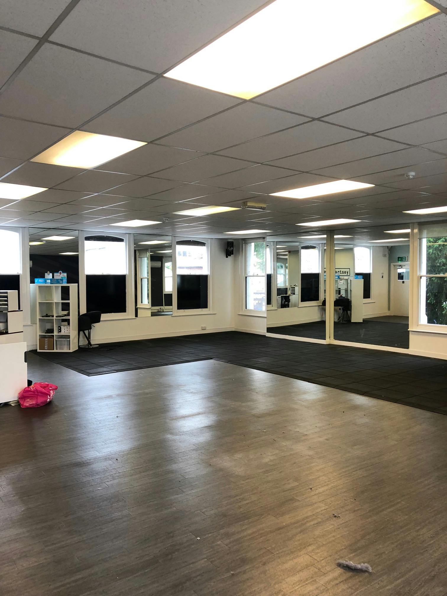 Other in Chertsey - photo 3