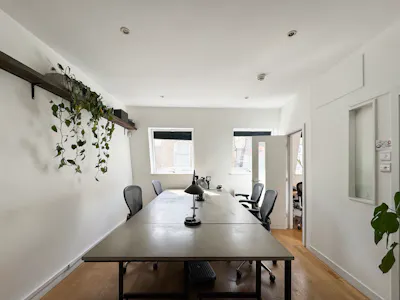 6A Middleton Place, London, Office To Let - Image (24).jpg