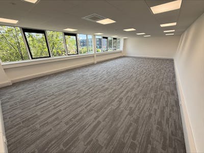 10 Woodshots Meadow, Croxley Park, Watford, Industrial / Light Industrial / Warehouse To Let - processed-7783DAB2-3C47-40E1-94AB-03E45BFD508F.jpeg