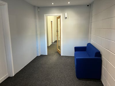 22 Payne Street, Glasgow, Office To Let - Entrance Hall