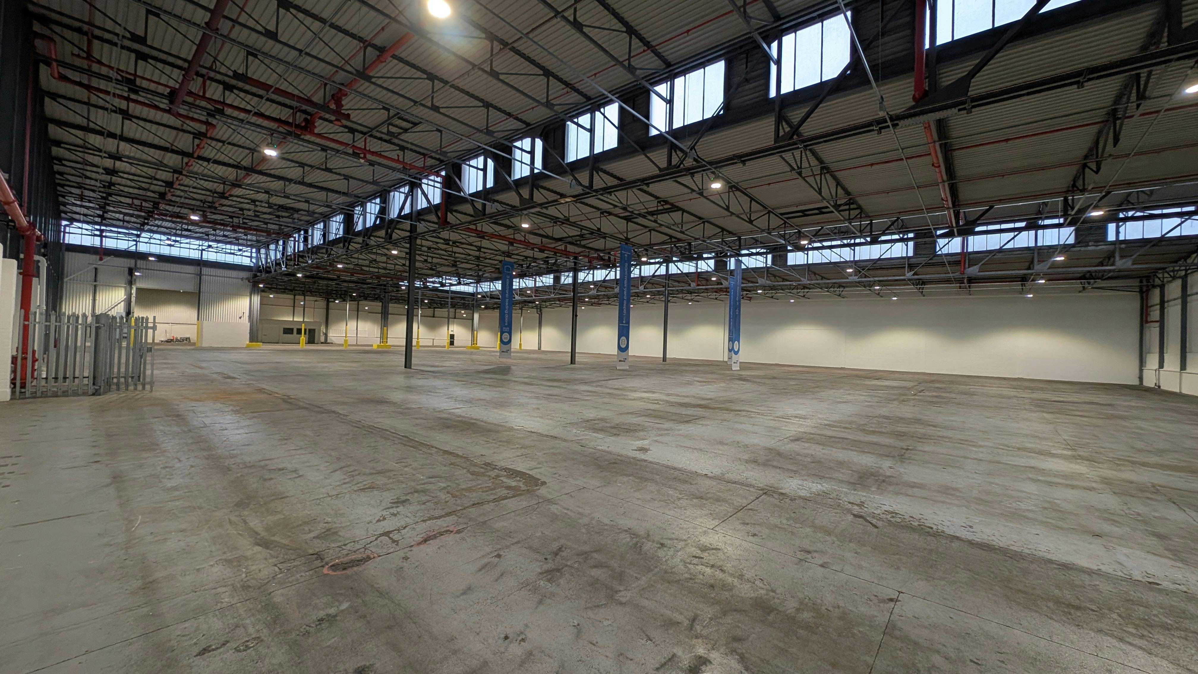 Industrial Unit in Havant - photo 2