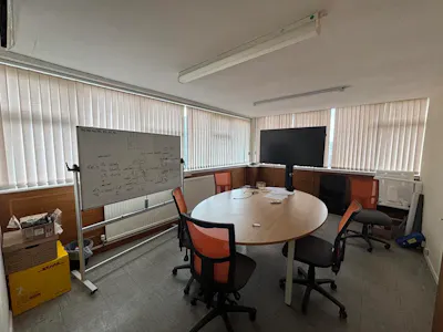 59 Finchley Avenue, Bury St. Edmunds, Industrial/Logistics For Sale - IMG_5232-1024x768.JPG
