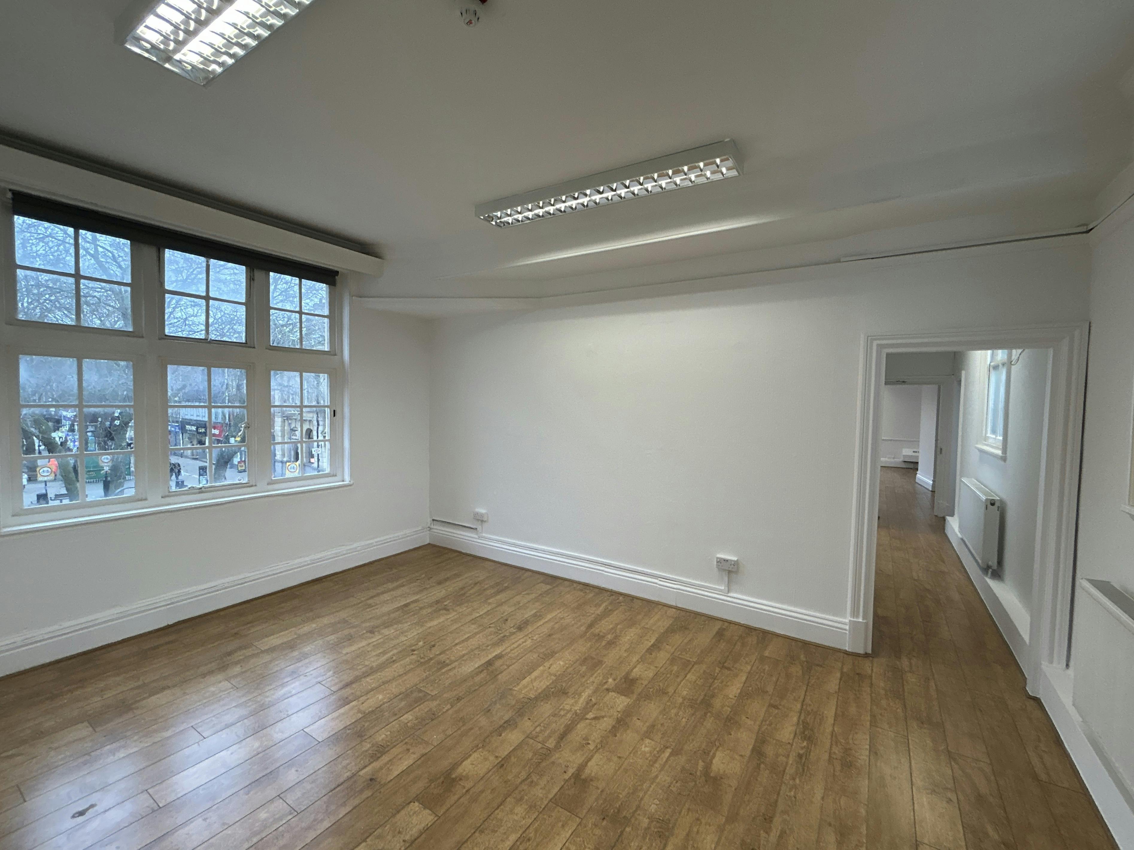 41 Long Causeway, Peterborough, Offices / Retail To Let - Reception  corridoor.jpeg