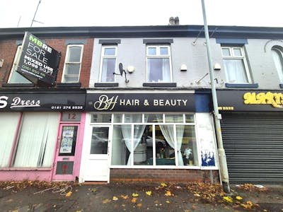 10 Buxton Road, Stockport, Retail To Let - 20251104_093035.jpg