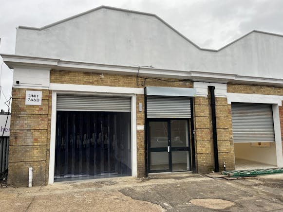 7a & 7b West Mews, London To Let - 9.jpg