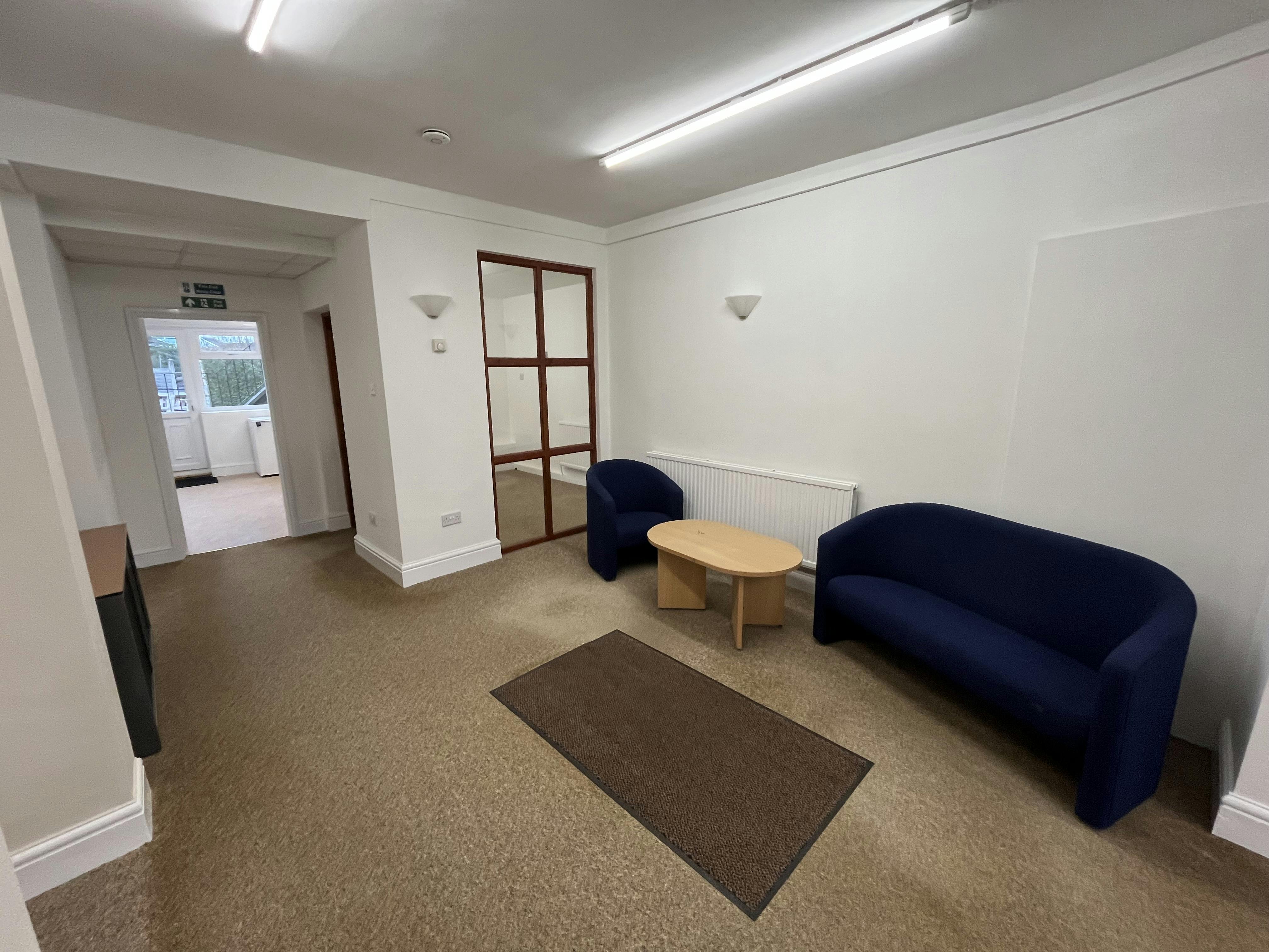 80 Chapel Lane, Wilmslow, Offices / Retail To Let - IMG_0821.jpg