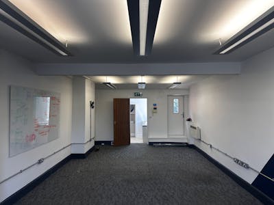 2a High Street, Stourbridge, Office To Let - p2.jpg