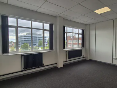 Europa Business Park, Cheadle, Industrial/Logistics / Office To Let - 20260619_132650.jpg