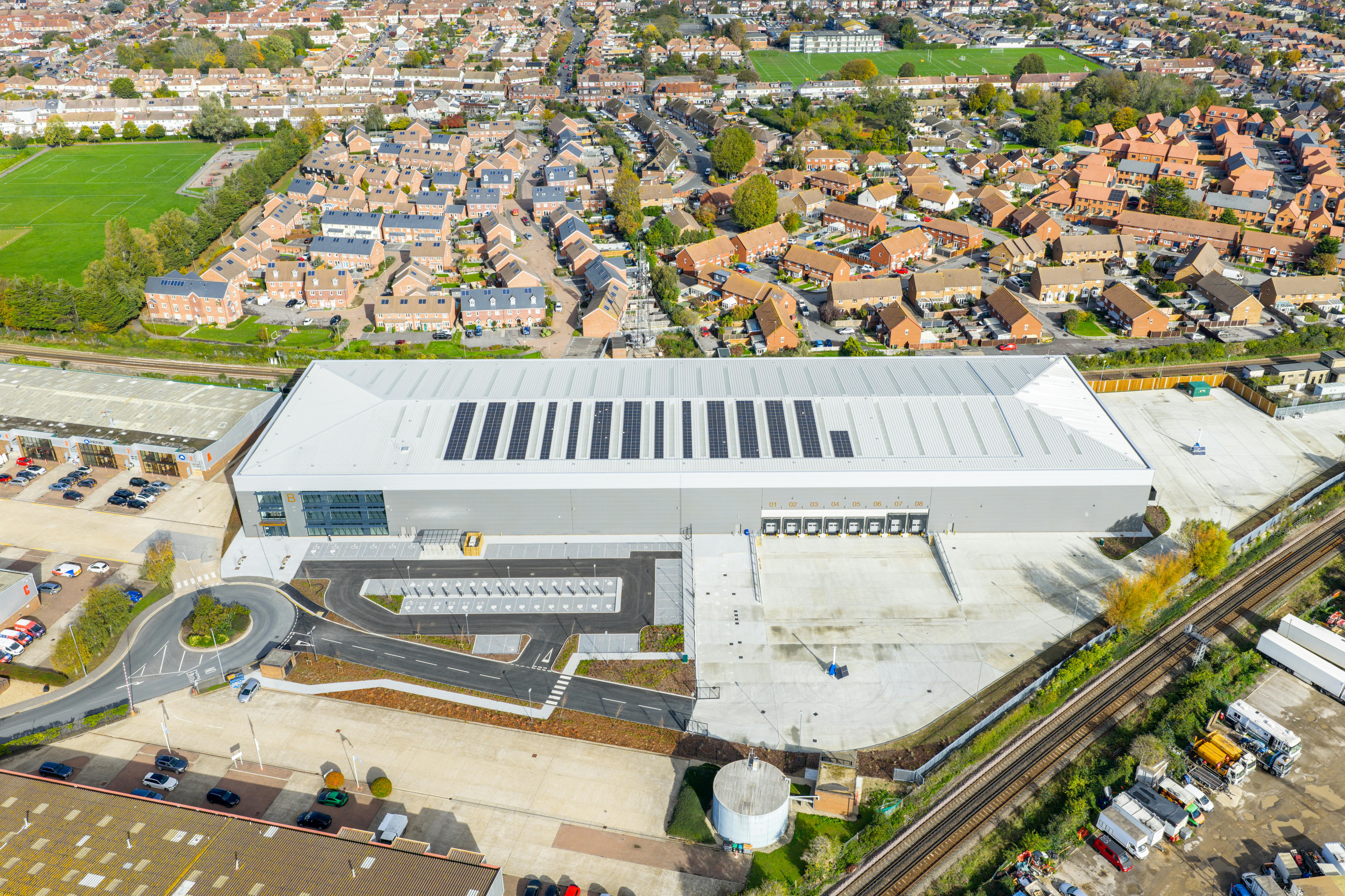 Industrial Unit in Portsmouth - photo 2