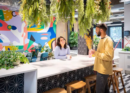 2 Whitechapel Road (Office 1.15), London, Office / Serviced Office To Let - 68f219cd9dfa3e03e0a4ac79_RE_AldgateEast_Lifestyle_141122_32-2.jpg