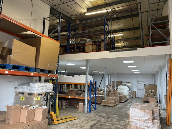 7 Harold Close, Harlow, Industrial To Let - IMG_0339.jpg