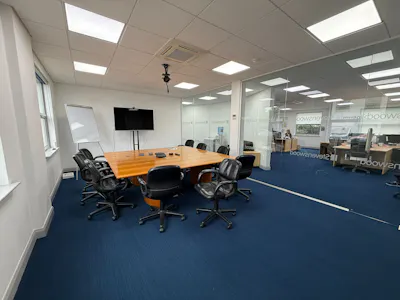 21 Shairps Business Park, Livingston, Office To Let / For Sale - WhatsApp Image 2026-06-17 at 15.35.53 (2).jpeg