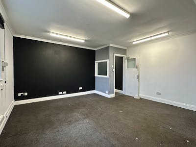 Unit 1, Hillcrest, Stevenage Road, Ashbrook, Hitchin, Office To Let - IMG_5162.JPG