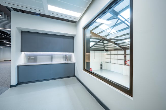 Unit D2 Heathrow West Business Park, Langley, Slough, Berkshire, Warehouse & Industrial To Let - DCL_HEATHROW WEST LANGLEY BERKS_063.jpg