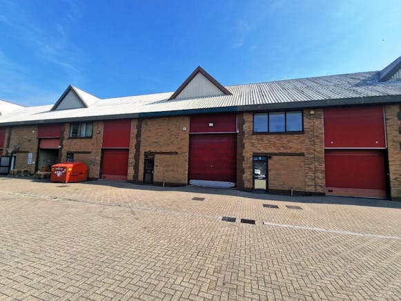 Unit 5 The Rutherford Centre, Basingstoke, Industrial / Industrial To Let - 20250822_095417.jpg