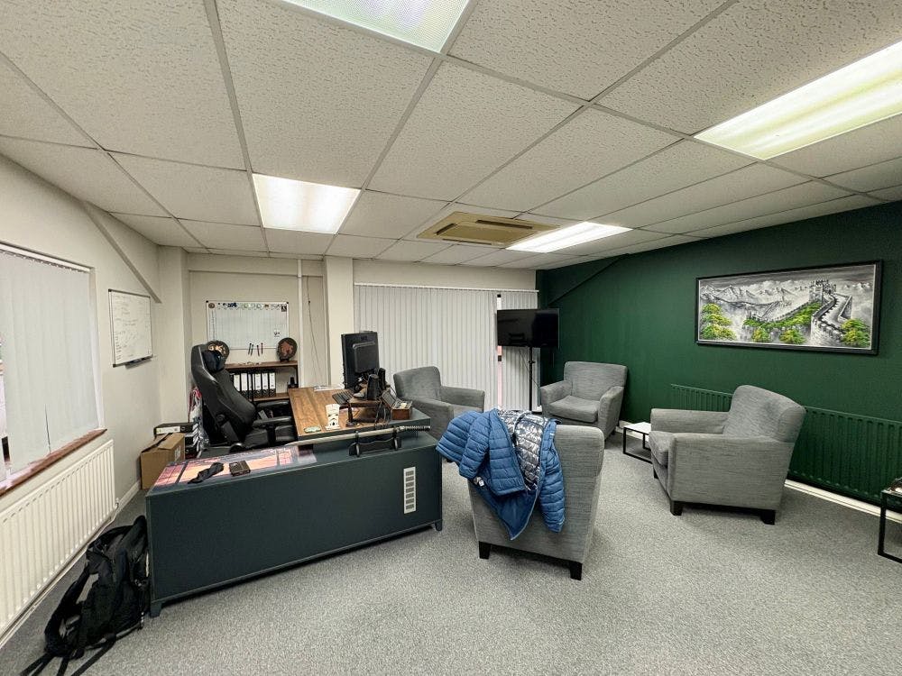 Unit 10 Stirling Business Park, Buckingham, Industrial / Office To Let - IMG_9417.jpg