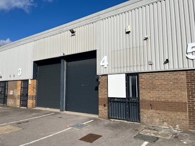 Unit 4 River Ray Industrial Estate, Barnfield Road, Swindon, Industrial To Let - 1.jpg