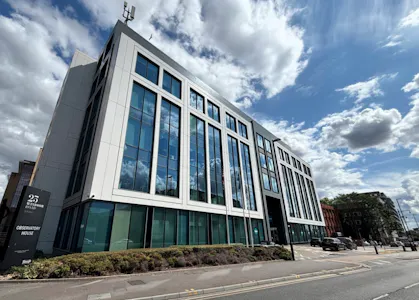 Observatory House, Slough, Office To Let - External 2.jpg