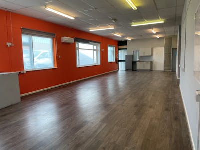 10 Buckland Road, Yeovil, Industrial/Logistics To Let - 14.jpg