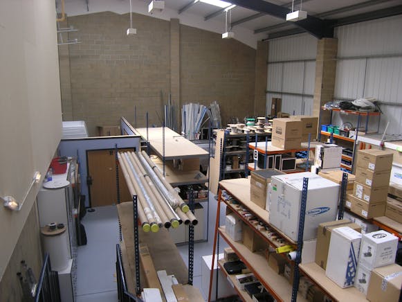 Units E & F West Side Business Centre, Harlow, Industrial To Let / For Sale - P7310019.JPG