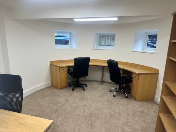 Index House, Ascot, Offices To Let - 003.jpg