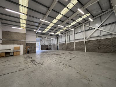 Unit E, Roseheyworth Business Park North, Abertillery, Industrial To Let - Unit E Roseheyworth 22.jpg