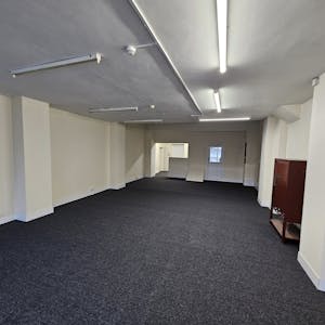 Shop 2, Lexden Lodge, Crowborough Hill, Crowborough, Retail To Let - 20251209_100924_resized.jpg