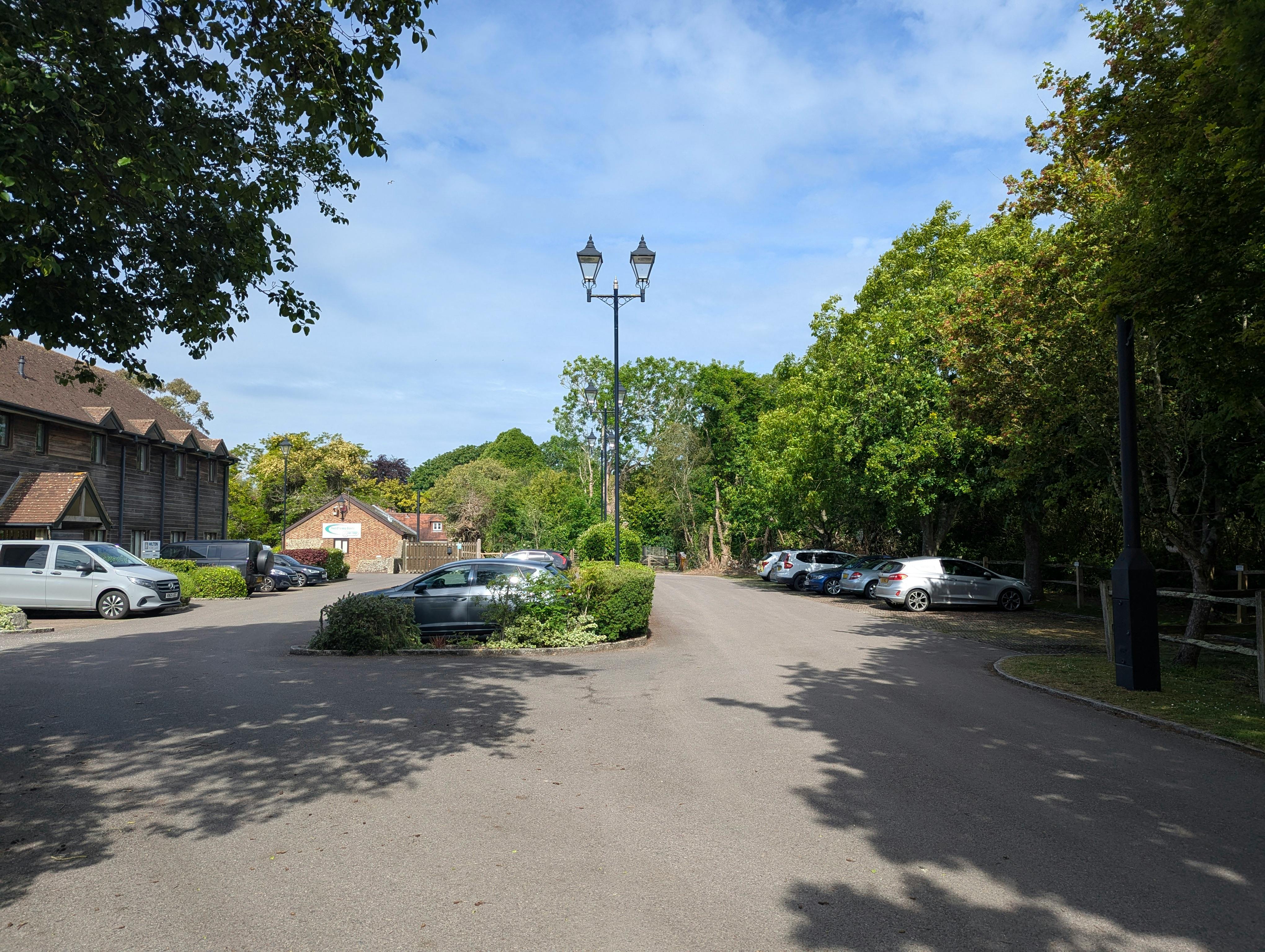 Unit 4 Sussex Business Village, Barnham, Office To Let - PXL_20260521_085439250.MP.jpg