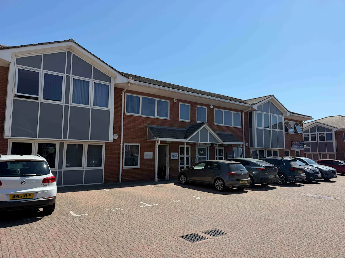 First Floor Office Suite, Broadcut, Fareham