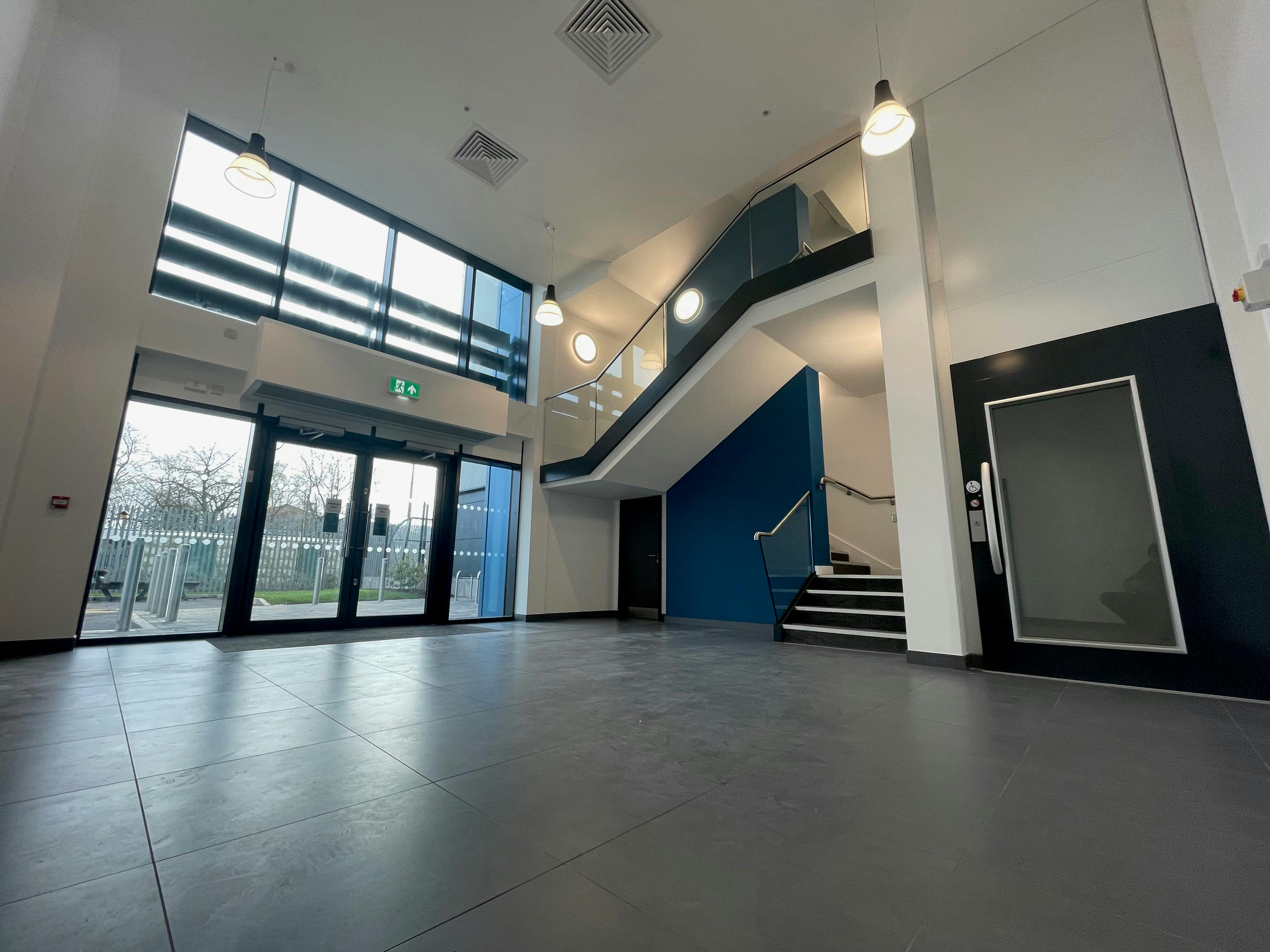 INTER, Tewin Road, Welwyn Garden City, Hertfordshire, Warehouse & Industrial To Let - IMG_2427.jpeg