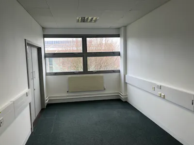Ceme, Marsh Way, Rainham, Office / Serviced Office To Let - IMG_0402.jpg