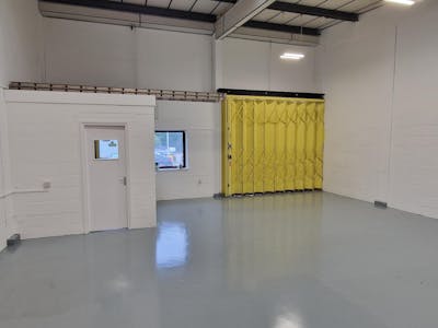 Unit 8, Stockport, Industrial/Logistics To Let - 20240904_102227.jpg