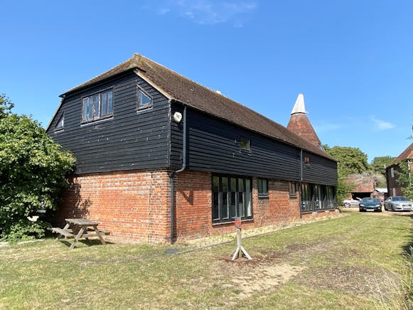 Squerryes Oast, Westerham, Offices To Let - oast 3 august 25.jpg
