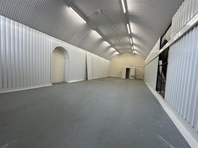 Arches 191-193 Hercules Road, Waterloo, Waterloo, Industrial / Office To Let - 20240531_095857455_iOS.jpg