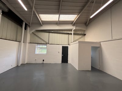 Unit 1, Greenway Workshops, Caerphilly, Industrial To Let - IMG_2138.jpg