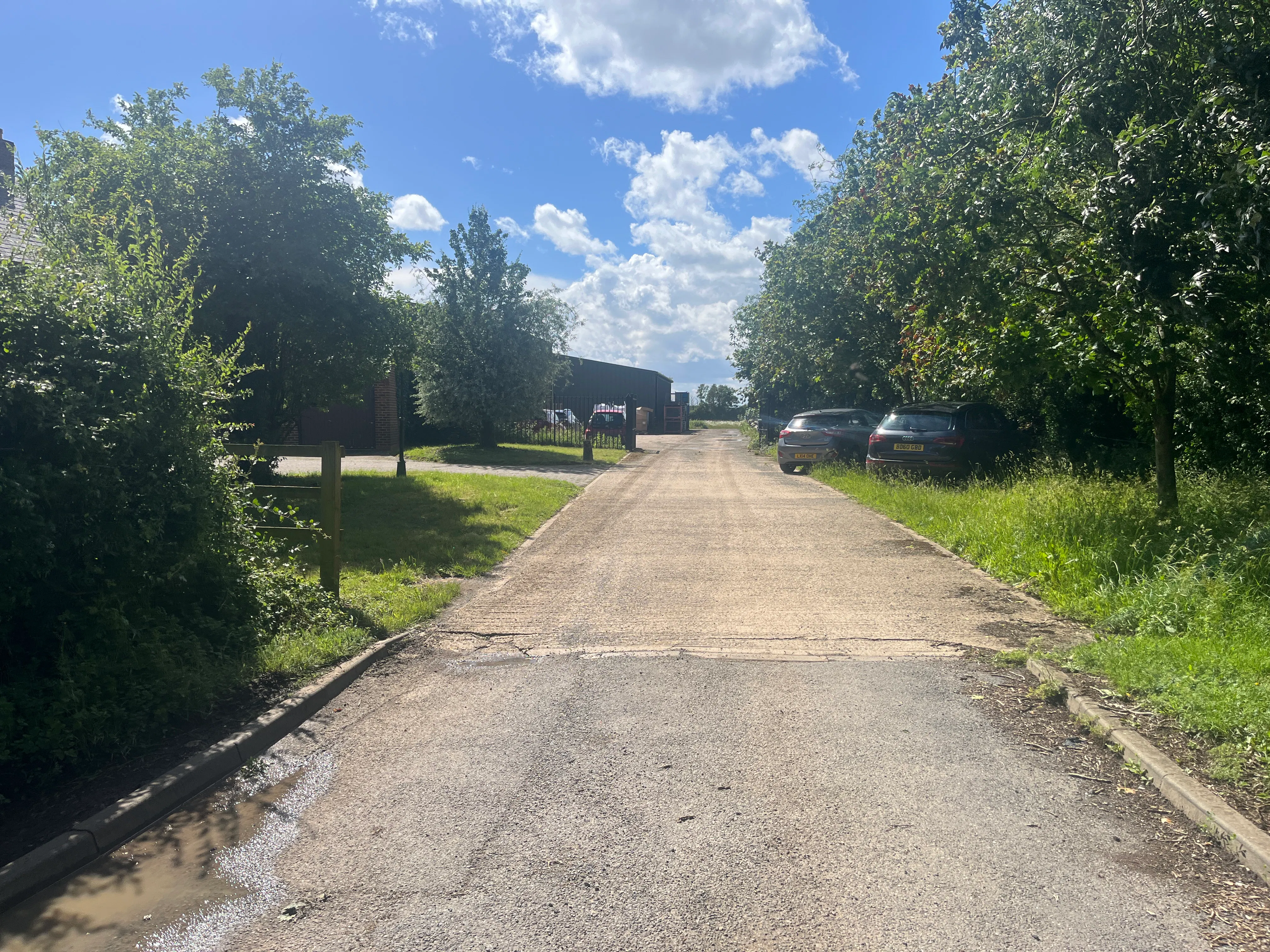Unit 1 & Unit 2, Georges Farm, Buckingham, Industrial To Let - 20260609_143839090_iOS.jpg