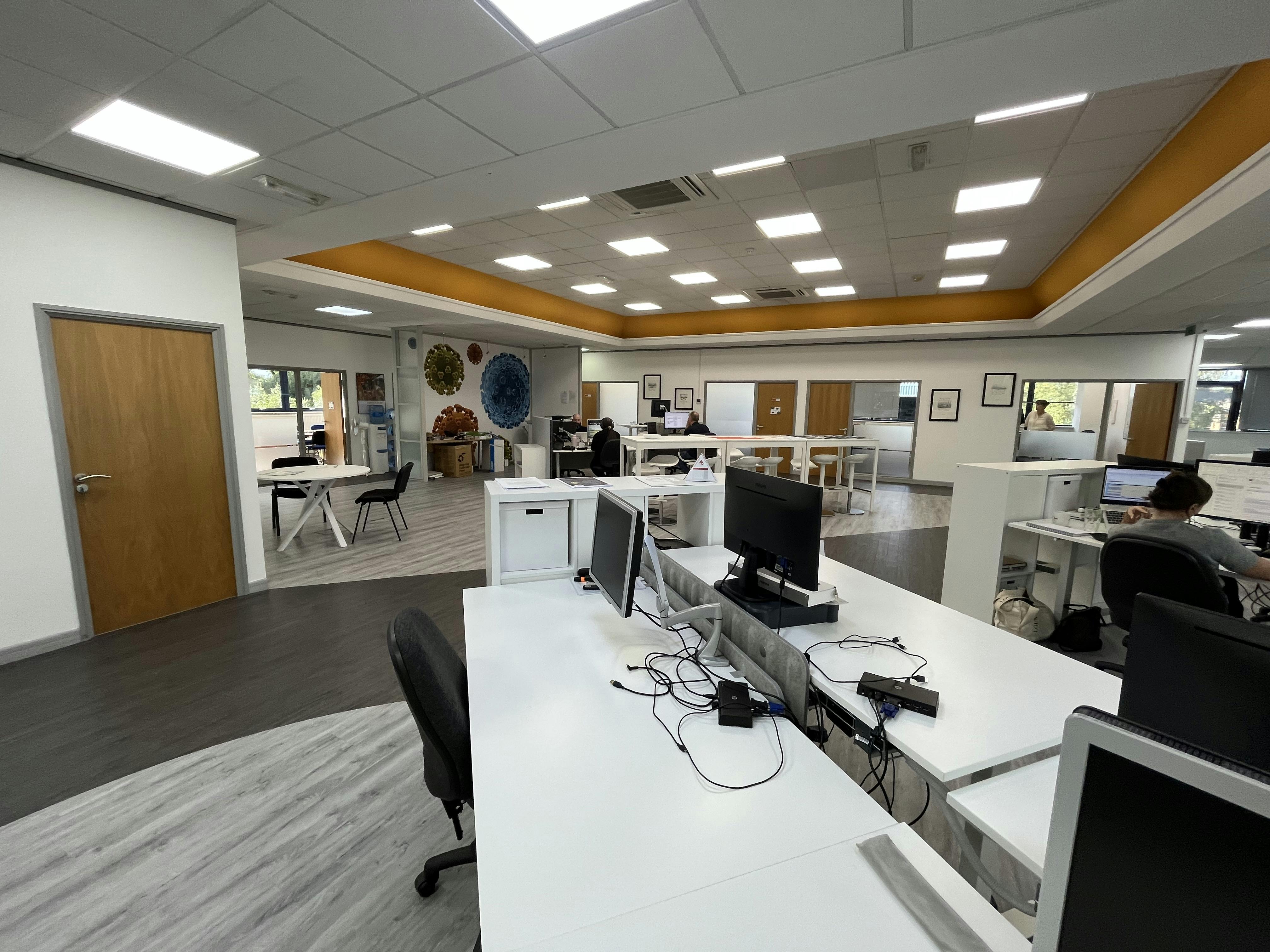 Unit 1, Altrincham, Offices Lease Assignment - IMG_0115.jpg