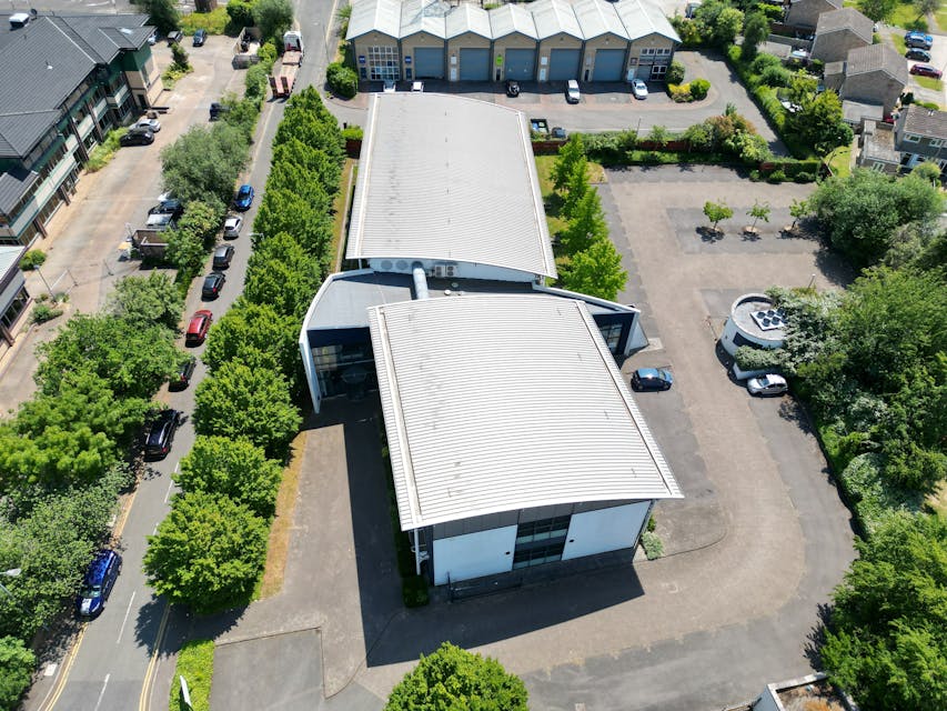 Albion, Wokingham, Offices To Let - dji_fly_20230614_11308 pm_30_1686815094448_photo.jpg