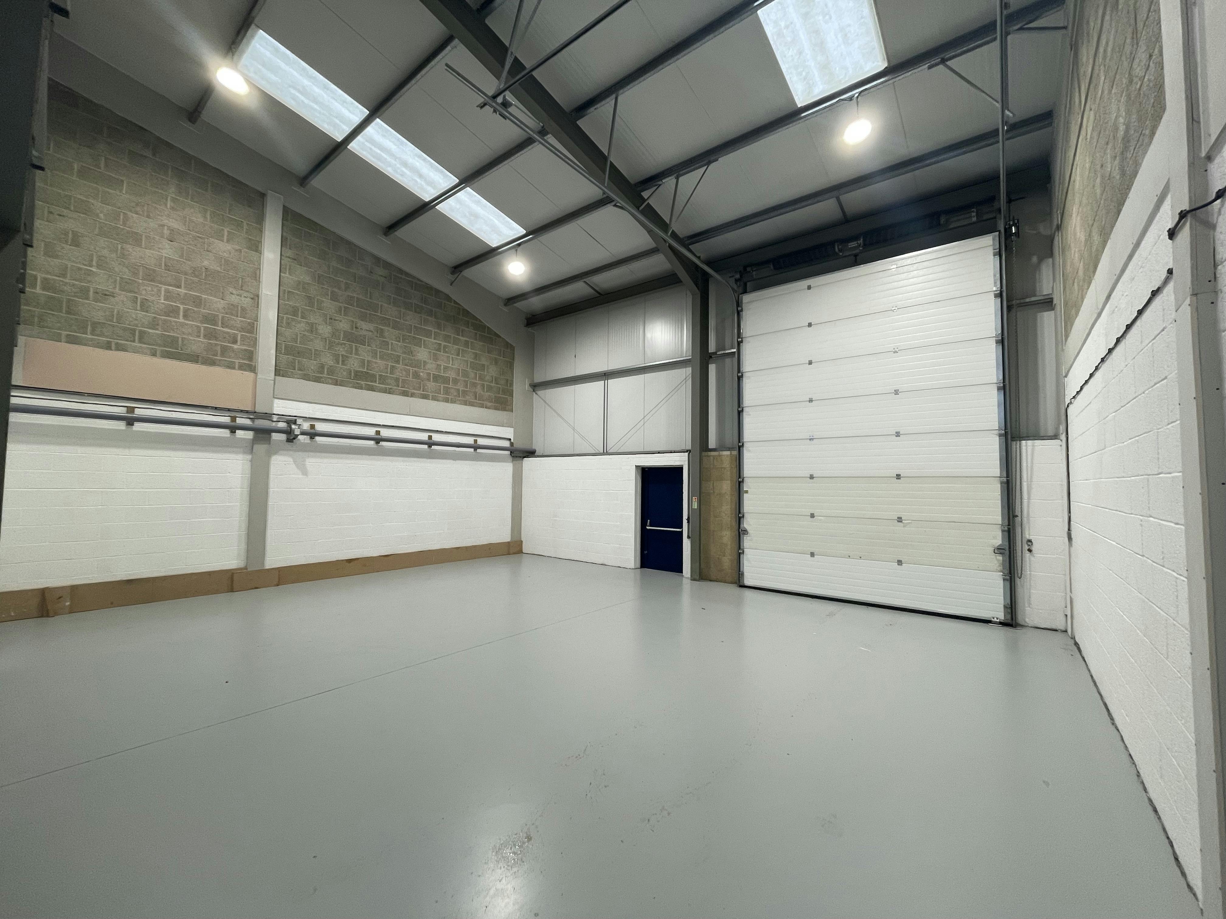 Unit A2, Star West, Westmead Industrial Estate, Swindon, Industrial To Let - IMG_1428.jpg