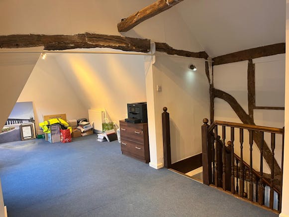 5 Buttermarket, Thame, Offices To Let - WhatsApp Image 20251027 at 165308_9cab9927.jpg