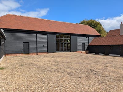Mellersh Farm Barn, Guildford, Leisure / Office / Retail To Let - PHOTO-2025-09-04-14-0845.jpg