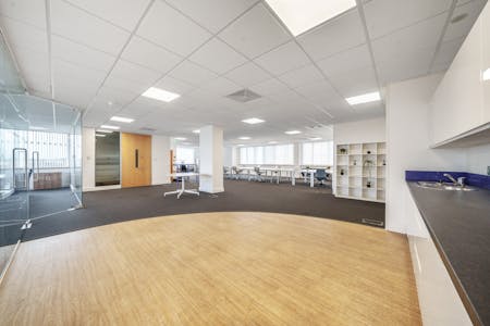 Suite 304, iMex Centre, Hemel Hempstead, Office To Let - 1092889 7.jpg