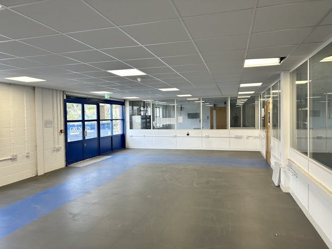 6 Riverside Business Park, Farnham, Offices / Warehouse & Industrial For Sale - IMG_9644.JPG