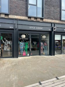 15 Stanley Square, Stanley Square, Sale, Retail To Let - 3.jpg