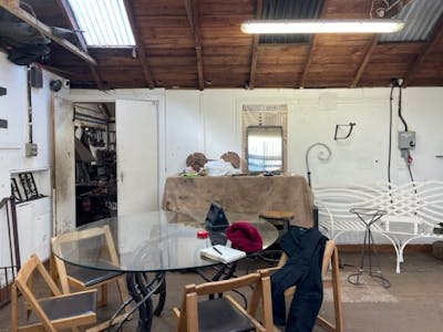 Ground Floor Workshop, Bewlay Cottage, Uckfield, Industrial To Let - BewlayFramfield6.jpg