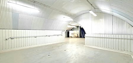 Arch 172, Hadleigh Street,, Tower Hamlets, Industrial / Warehouse To Let - 20230127_152145  Edited.jpg