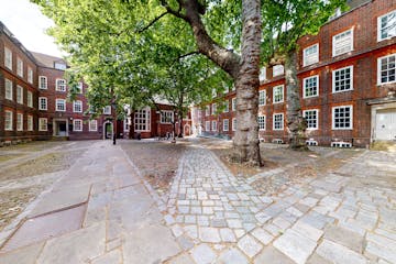 1-3 Staple Inn, London, Offices To Let - StapleInnCourtyard06282021_151405.jpg